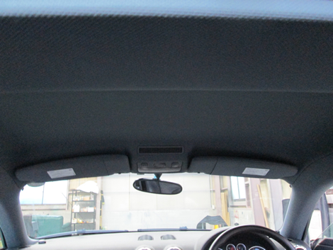 AUDI　TT　天井張替え 施工後