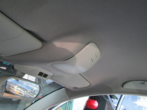 フォルクスワーゲン ニュービートル 天井張り替え 施工後